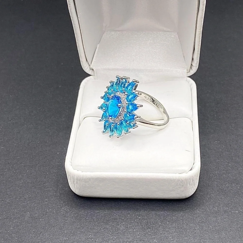 Fashion Jewelry Blue Floral Design Ring